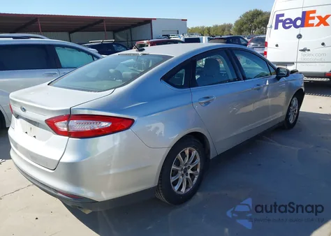 2016 Ford Fusion S z USA, uszkodzony, nr VIN 3FA6P0G78GR388944